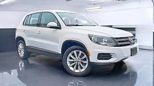 2017 Volkswagen Tiguan  FWD photo