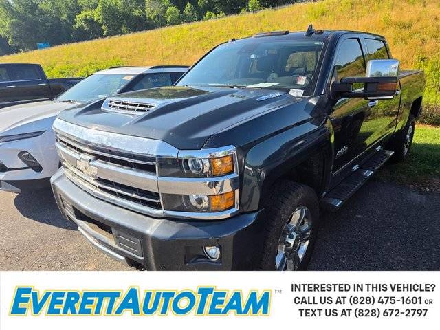 2018 Chevrolet Silverado 2500HD High Country 4WD photo