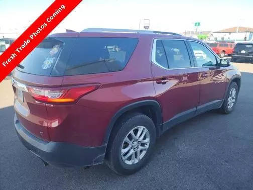 2018 Chevrolet Traverse LT Cloth FWD photo