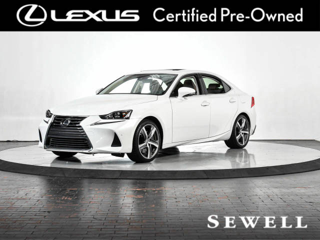 2018 Lexus IS IS 300 RWD photo