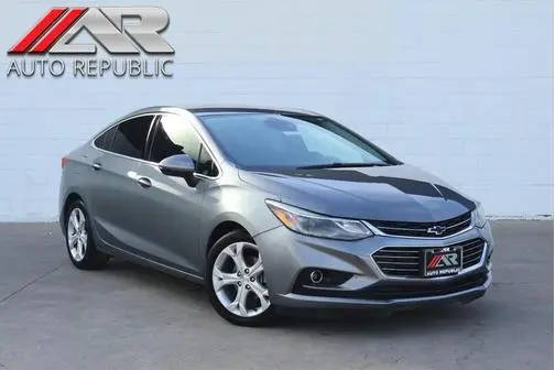 2018 Chevrolet Cruze Premier FWD photo