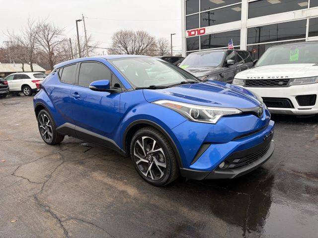 2018 Toyota C-HR XLE Premium FWD photo