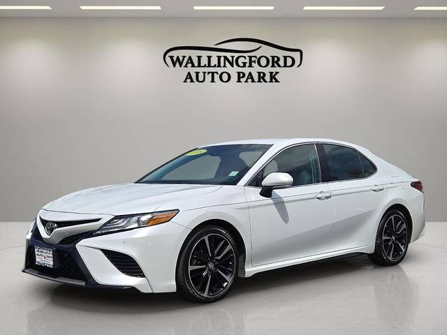 2018 Toyota Camry XSE FWD photo