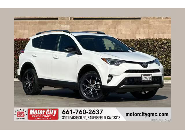 2018 Toyota RAV4 SE FWD photo