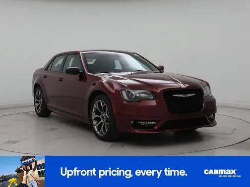 2018 Chrysler 300 300S RWD photo
