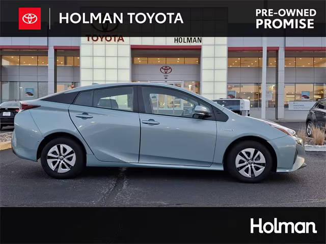 2018 Toyota Prius Two FWD photo