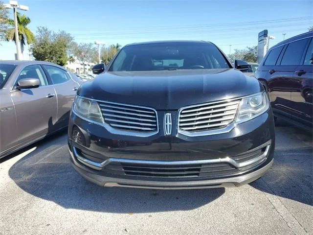 2017 Lincoln MKX Reserve FWD photo