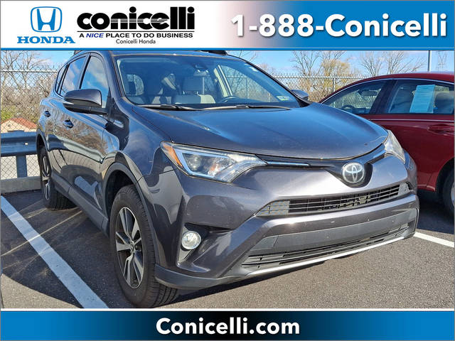 2018 Toyota RAV4 XLE AWD photo