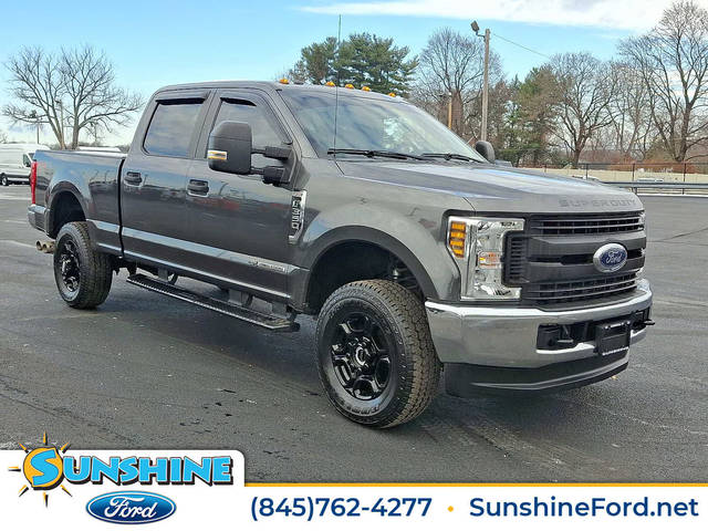 2018 Ford F-350 Super Duty XL 4WD photo