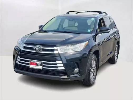 2018 Toyota Highlander XLE AWD photo