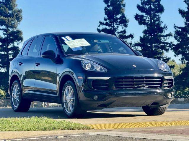 2018 Porsche Cayenne AWD photo