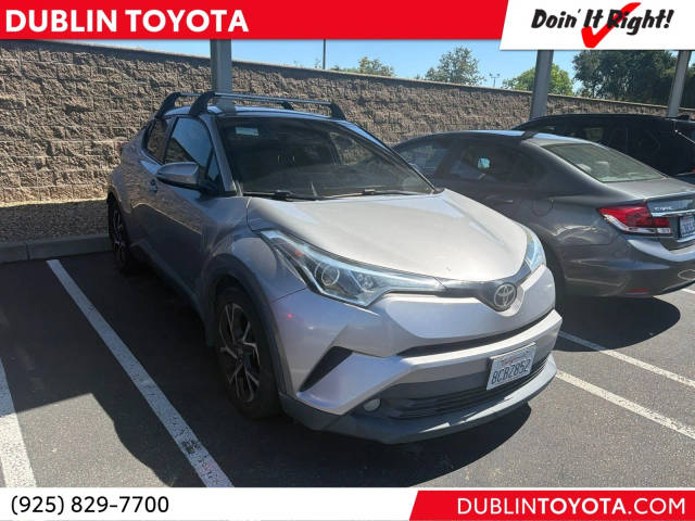 2018 Toyota C-HR XLE Premium FWD photo