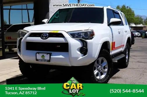 2018 Toyota 4Runner SR5 4WD photo