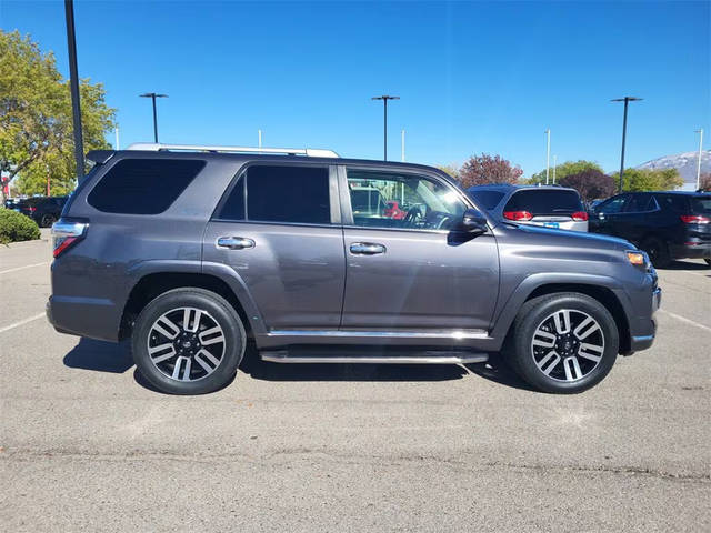 2018 Toyota 4Runner Limited RWD photo