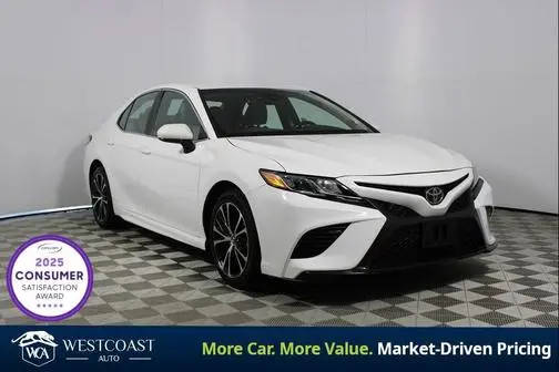 2018 Toyota Camry SE FWD photo
