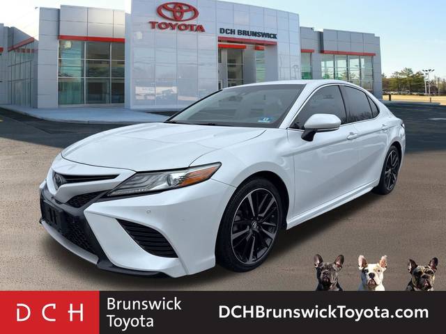 2018 Toyota Camry XSE FWD photo