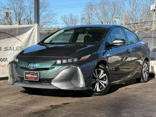 2017 Toyota Prius Prime Premium FWD photo