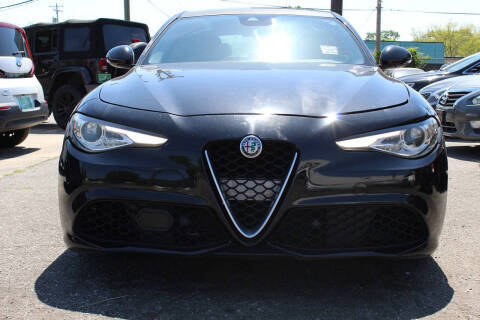 2018 Alfa Romeo Giulia Ti Sport RWD photo