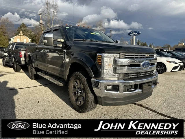 2018 Ford F-250 Super Duty LARIAT 4WD photo