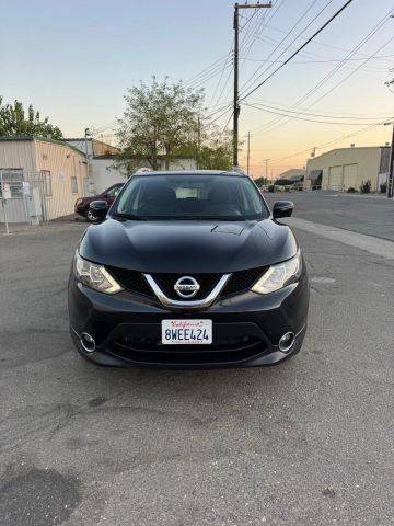 2017 Nissan Rogue Sport SV FWD photo
