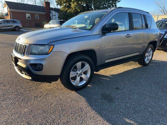 2016 Jeep Compass Sport FWD photo