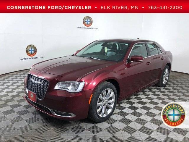 2017 Chrysler 300 Limited AWD photo