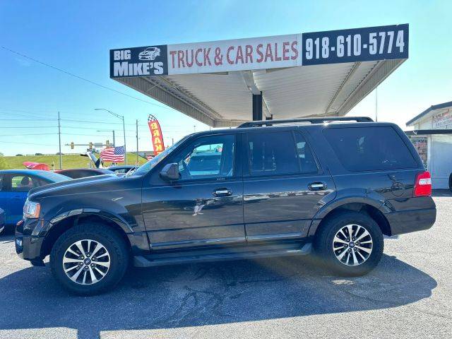 2015 Ford Expedition XLT 4WD photo