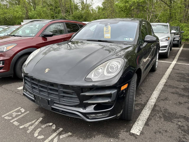 2016 Porsche Macan Turbo AWD photo