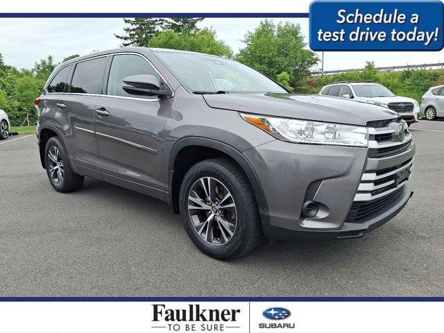 2018 Toyota Highlander LE AWD photo