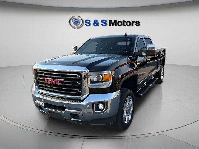 2018 GMC Sierra 2500HD SLT 4WD photo