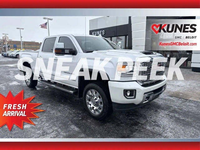 2018 GMC Sierra 2500HD Denali 4WD photo