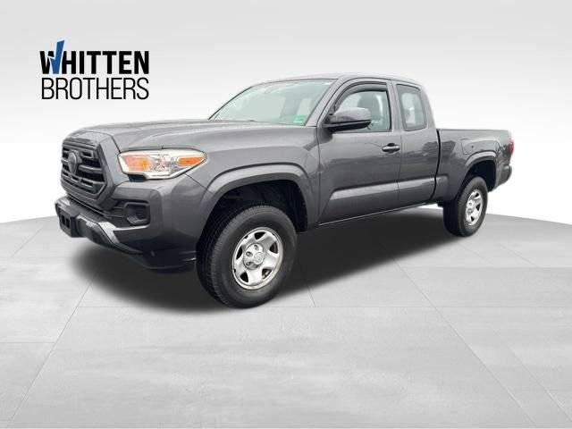 2018 Toyota Tacoma SR 4WD photo