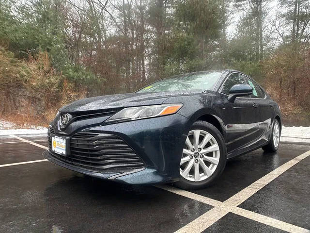 2018 Toyota Camry LE FWD photo