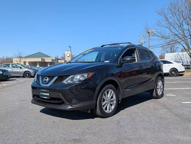 2017 Nissan Rogue Sport SV FWD photo