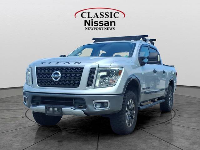 2018 Nissan Titan PRO-4X 4WD photo