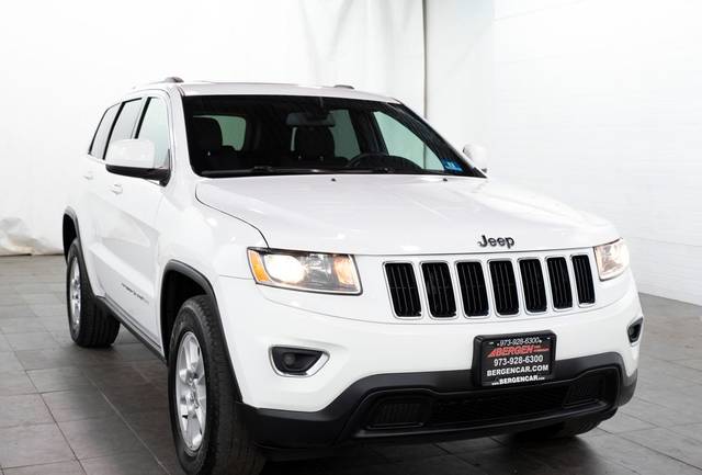 2015 Jeep Grand Cherokee Laredo 4WD photo