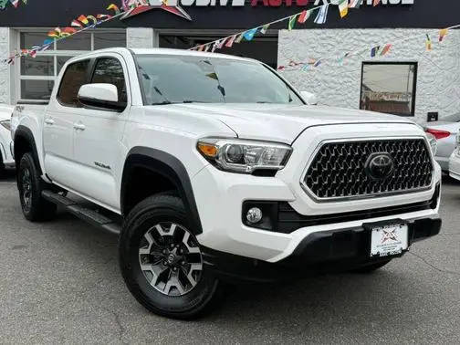 2018 Toyota Tacoma TRD Off Road 4WD photo