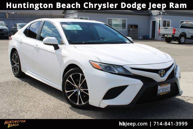 2018 Toyota Camry SE FWD photo