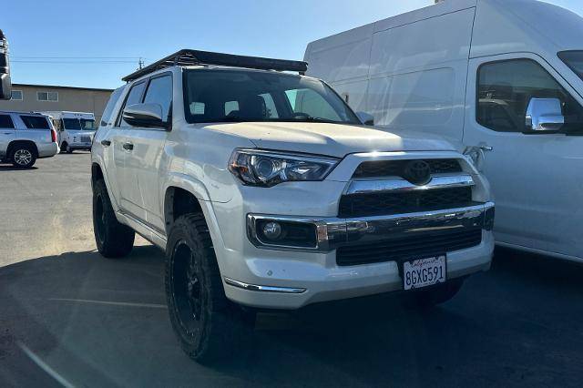 2018 Toyota 4Runner Limited 4WD photo