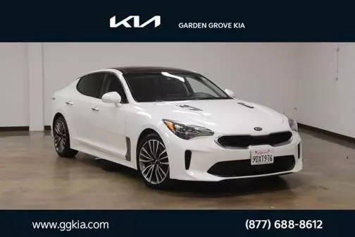 2018 Kia Stinger Premium RWD photo