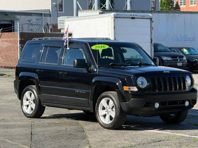 2016 Jeep Patriot Latitude 4WD photo