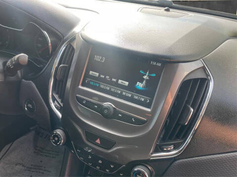 2018 Chevrolet Cruze LT FWD photo