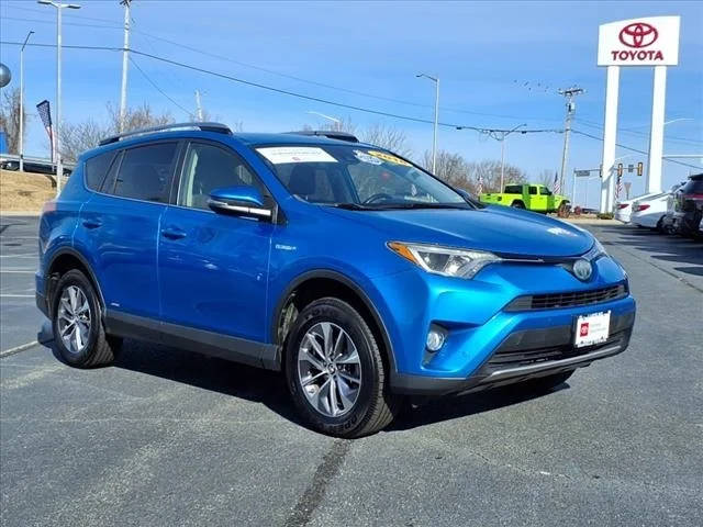 2018 Toyota RAV4 Hybrid XLE AWD photo