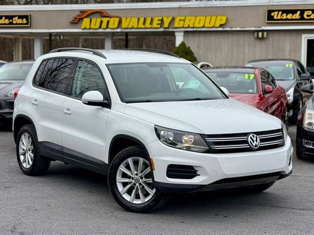 2017 Volkswagen Tiguan  AWD photo