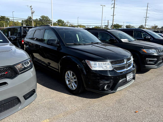 2017 Dodge Journey SXT FWD photo