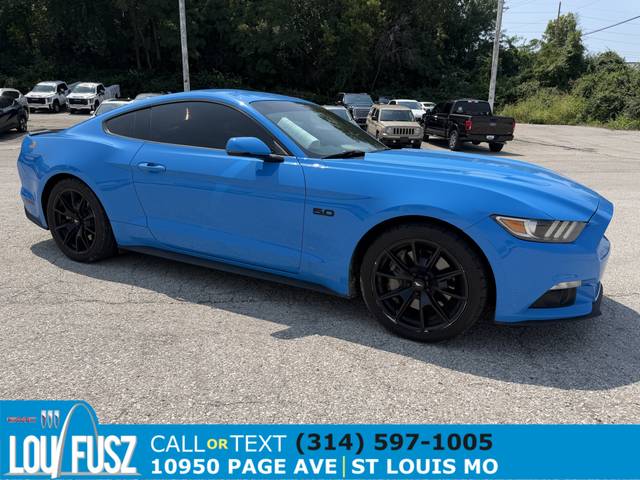 2017 Ford Mustang GT Premium RWD photo