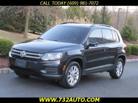 2017 Volkswagen Tiguan  AWD photo