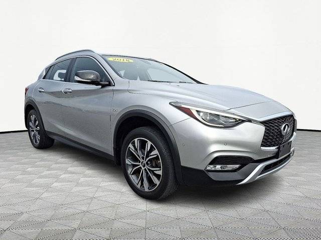 2018 Infiniti QX30 Premium AWD photo