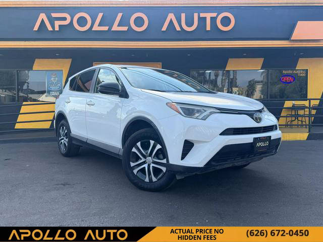 2018 Toyota RAV4 LE FWD photo