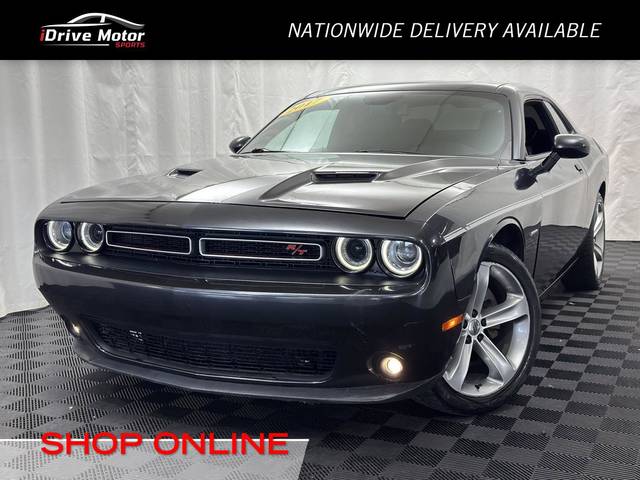 2017 Dodge Challenger R/T RWD photo